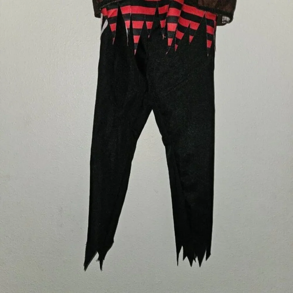 NEW Shipwrecked Pirate Halloween Costume Child Small 4-6 Vest Shirt Pants Hat